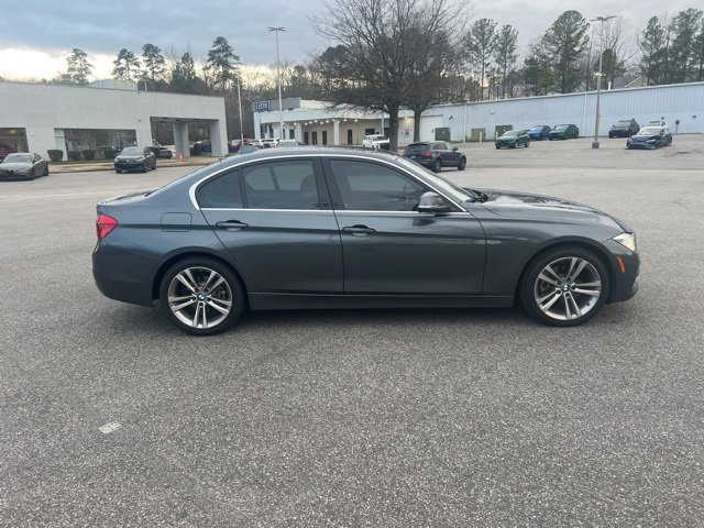 Used 2017 BMW 330i Sedan image 6
