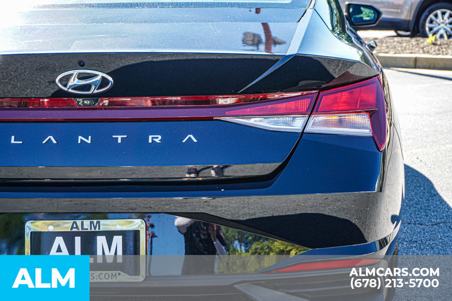 Used 2023 Hyundai Elantra SEL FWD image 12