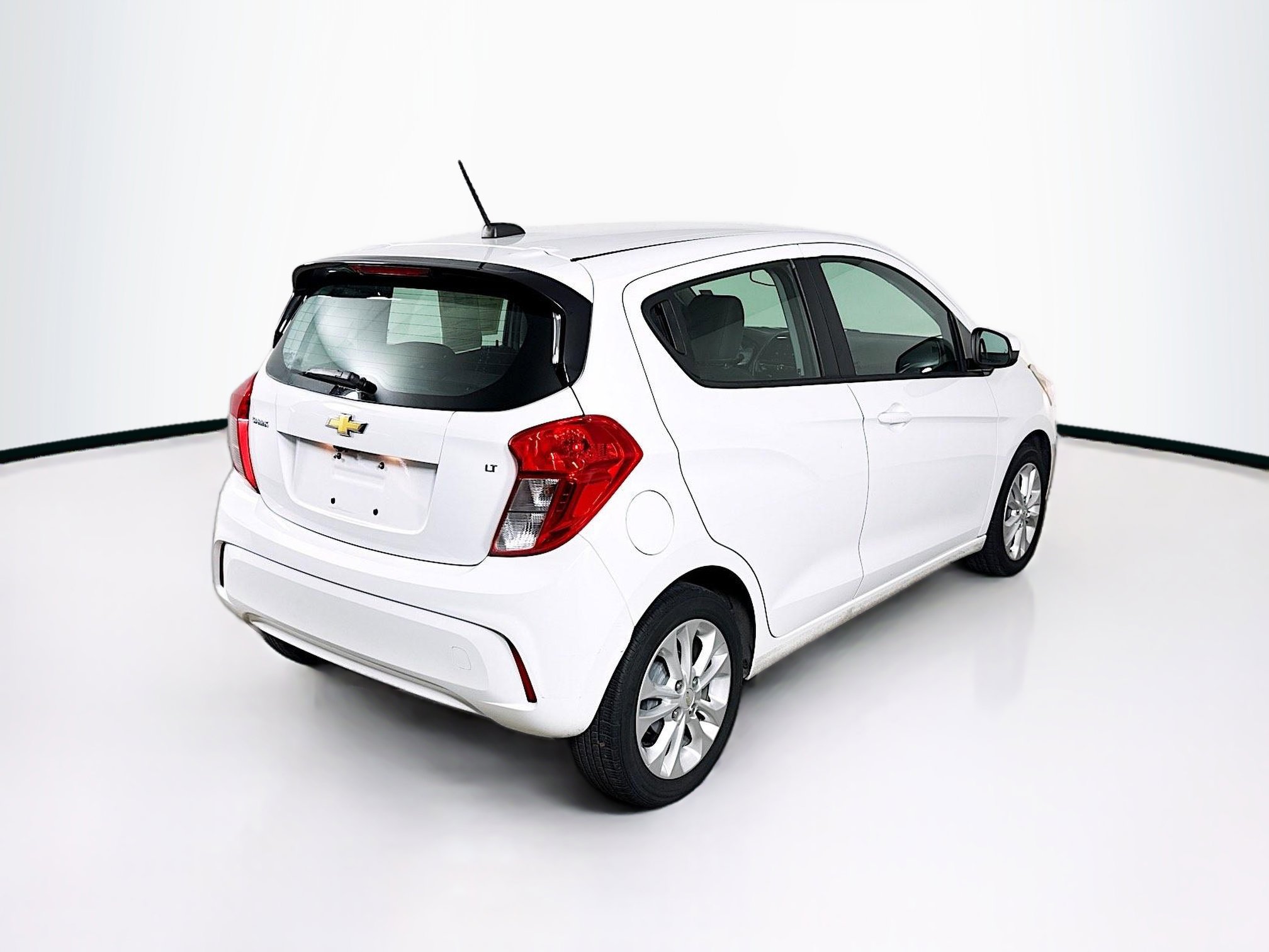 Used 2020 Chevrolet Spark LT image 30