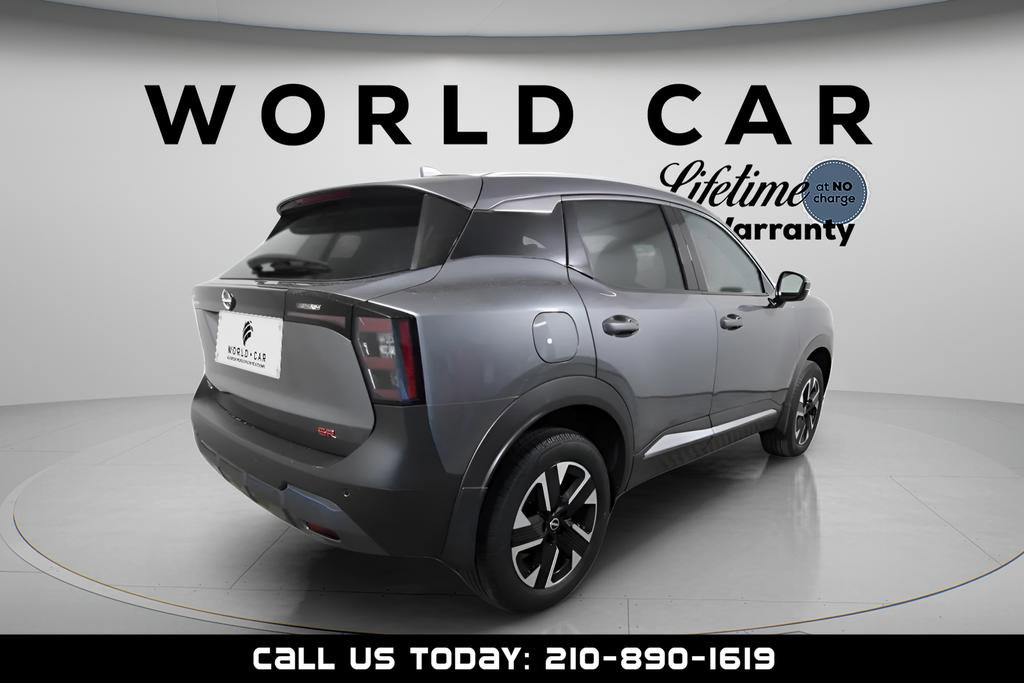 Used 2025 Nissan Kicks SR image 8