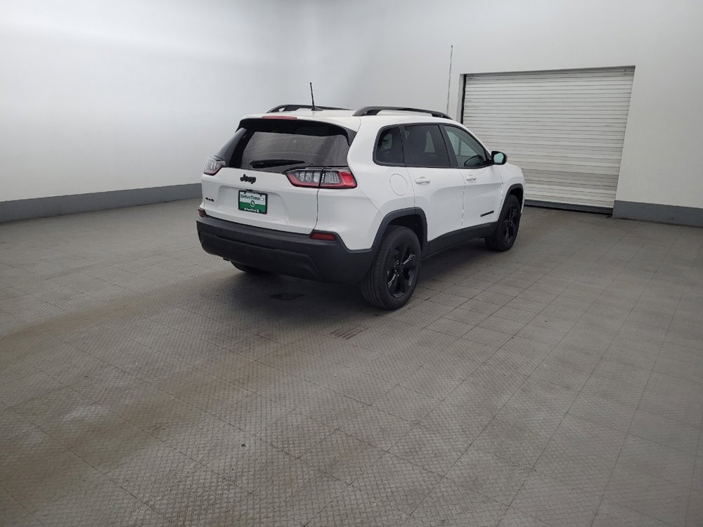 Used 2023 Jeep Cherokee Altitude Lux w/ Mopar Interior Package AWD/4WD image 9