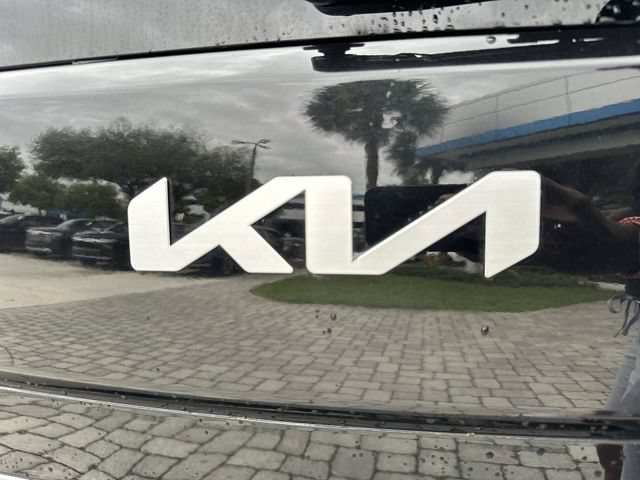 Used 2024 Kia Soul LX w/ Option Group 015 FWD image 10