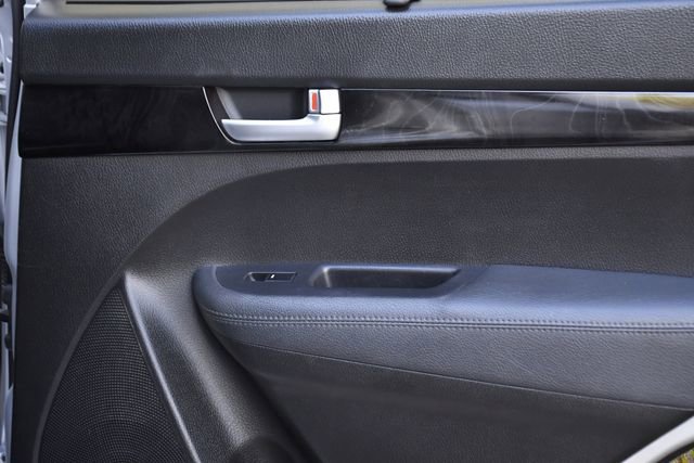 Used 2015 Kia Sorento SX image 24