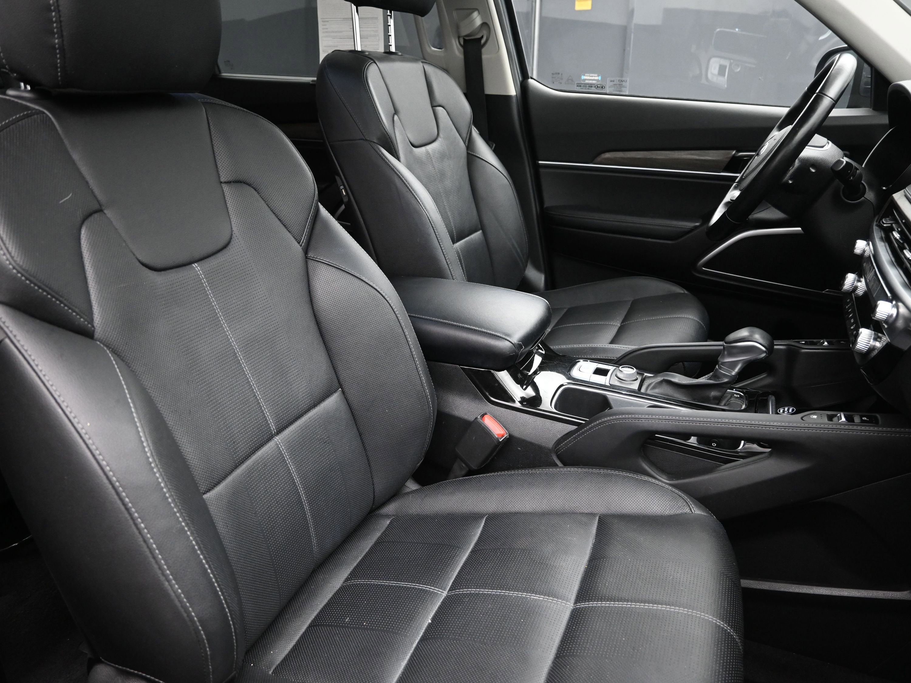 Used 2021 Kia Telluride EX image 29