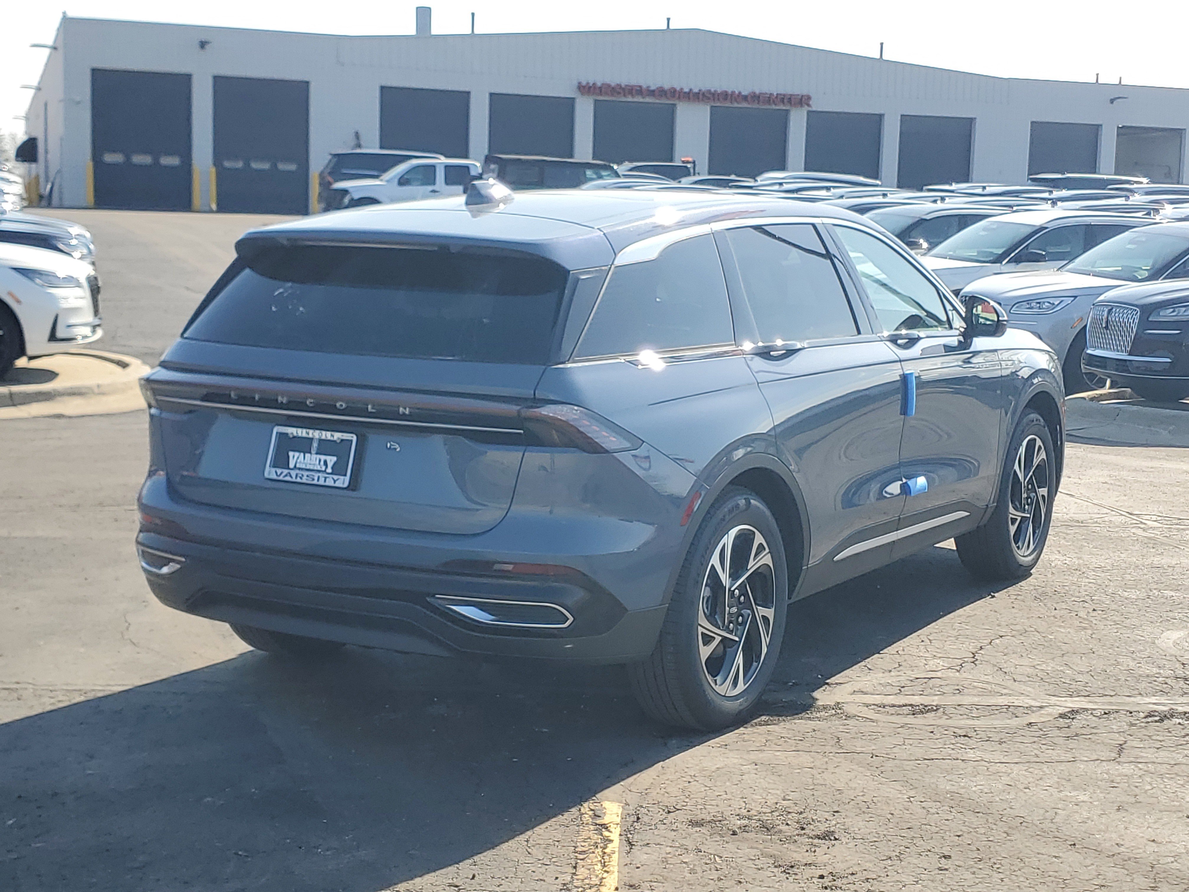 New 2026 Lincoln Nautilus Premier w/ Equipment Group 102A image 4