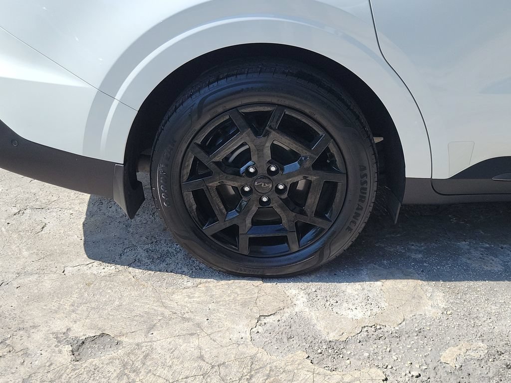 Certified 2026 Kia Carnival SX Prestige FWD image 8