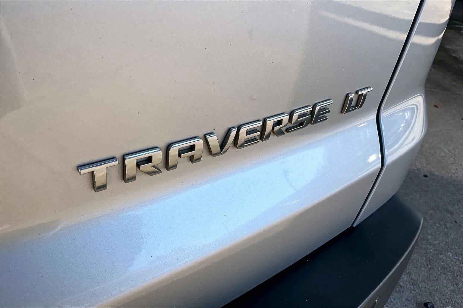 Used 2012 Chevrolet Traverse LT FWD image 29