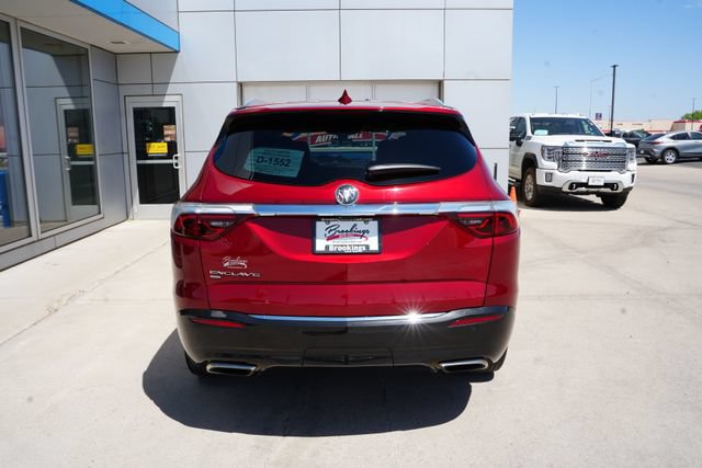 Used 2024 Buick Enclave Premium AWD/4WD image 40