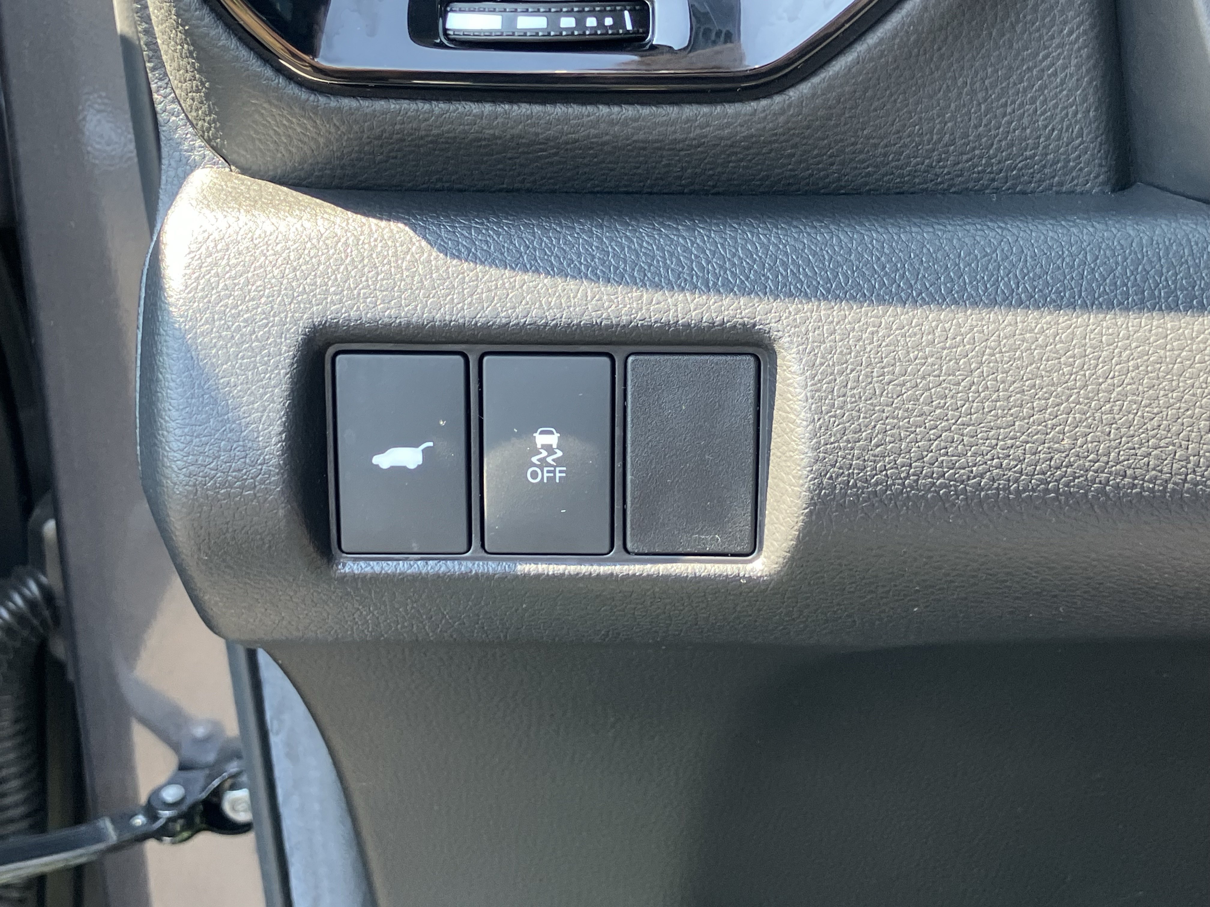 Certified 2025 Honda Pilot Touring image 19