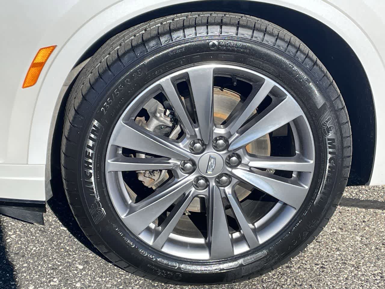 Used 2023 Cadillac XT6 Premium Luxury FWD image 42