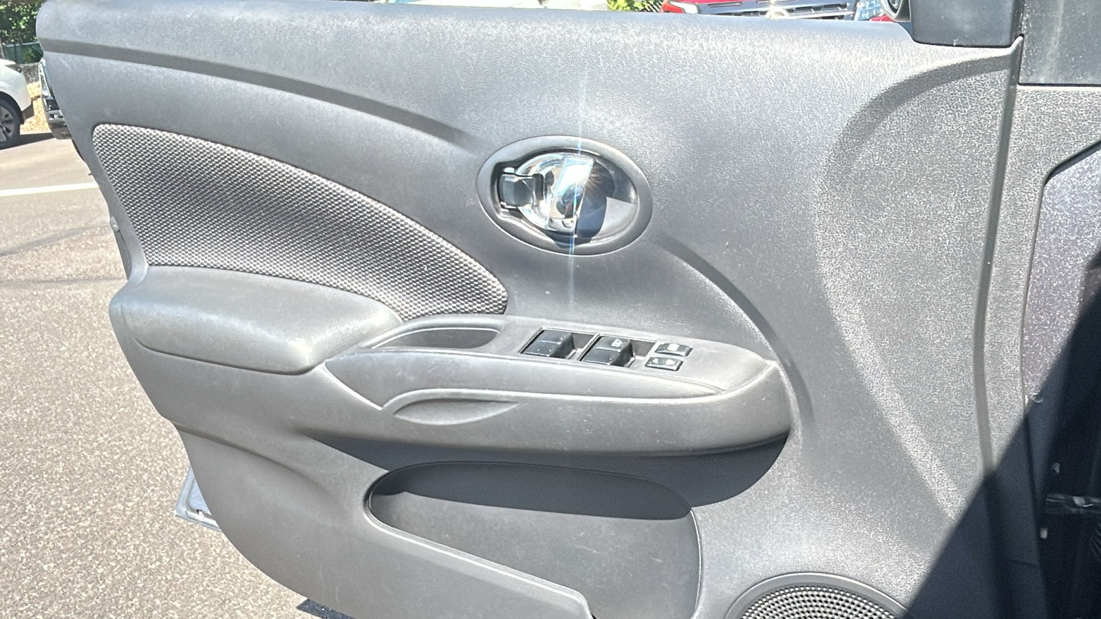 Used 2017 Nissan Versa SV FWD image 11