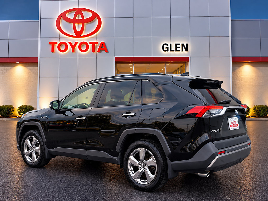 Used 2019 Toyota RAV4 Limited w/ Carpet Mat Package AWD/4WD image 5
