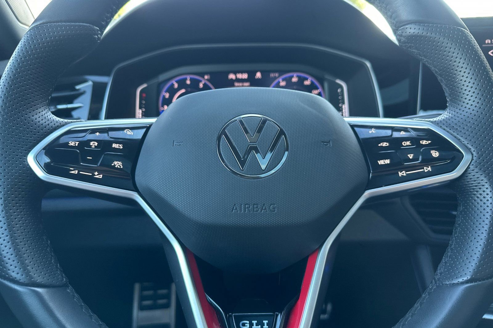 Used 2025 Volkswagen Jetta GLI Autobahn image 22