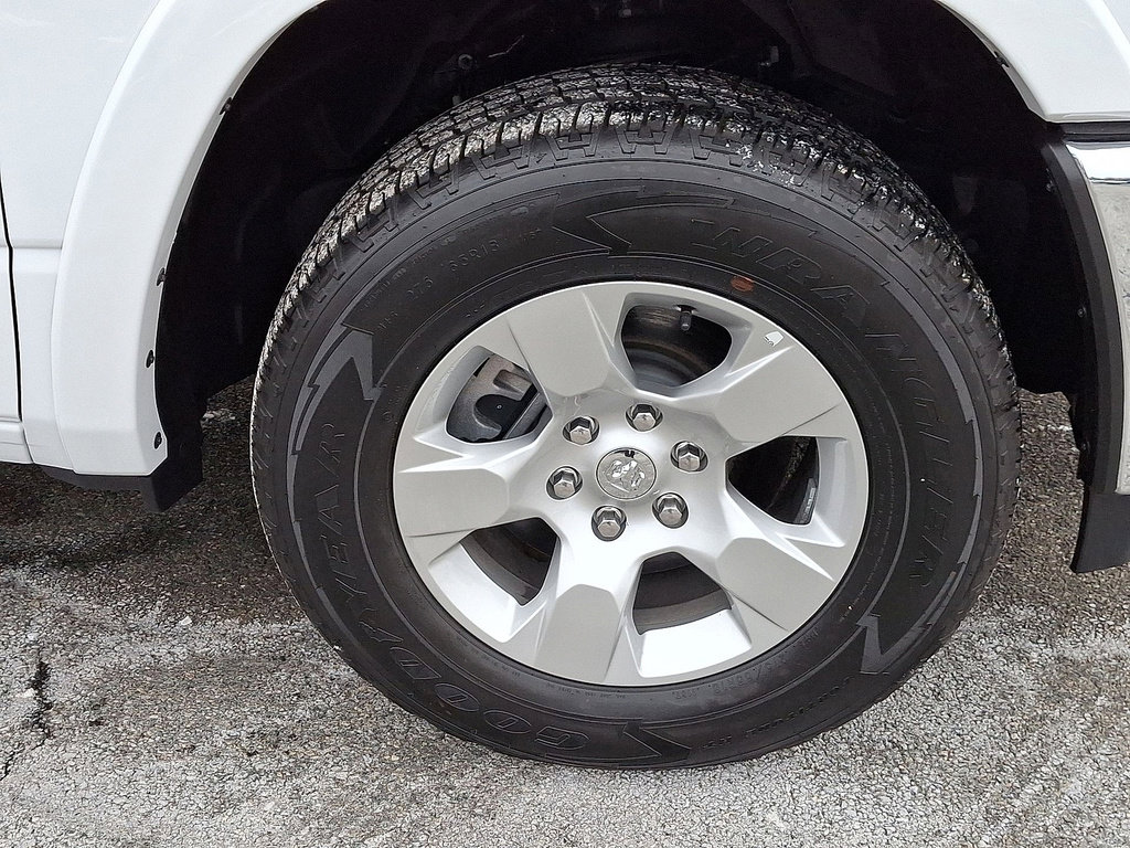 Certified 2025 RAM 1500 Big Horn image 27