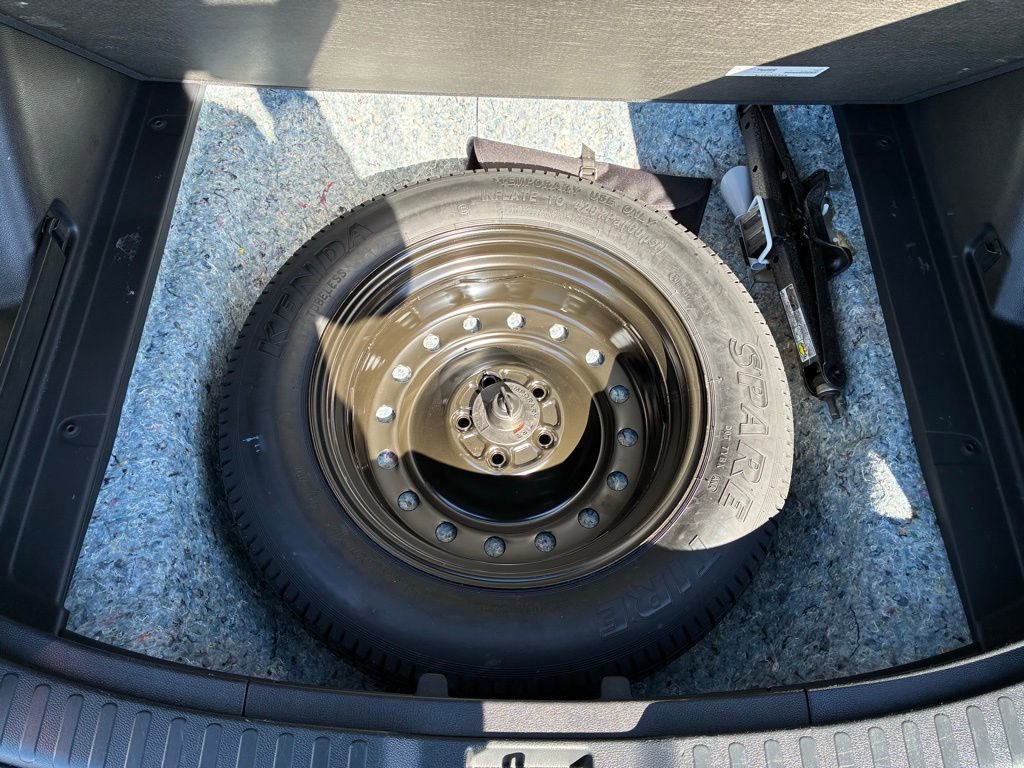 Used 2018 Honda CR-V LX image 13