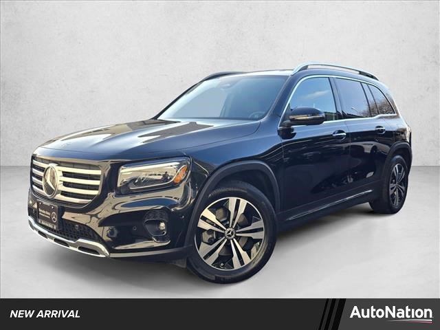 Used 2025 Mercedes-Benz GLB 250 image 1