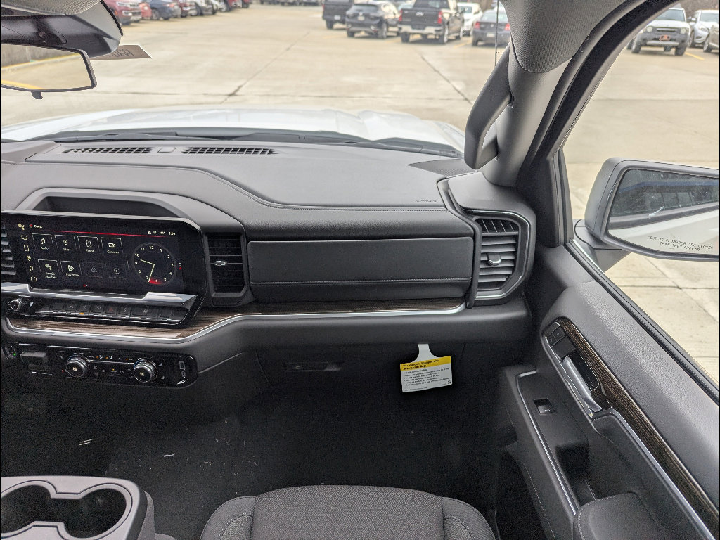 New 2026 GMC Sierra 1500 Elevation image 4