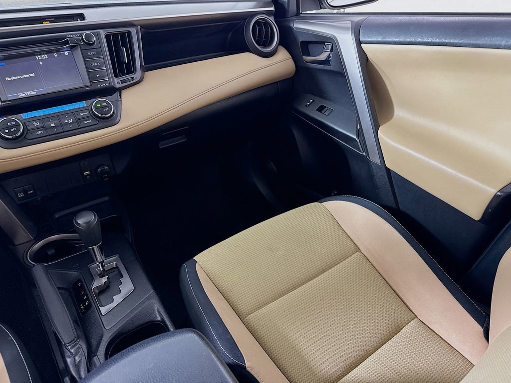 Used 2016 Toyota RAV4 XLE w/ Protection Package image 22