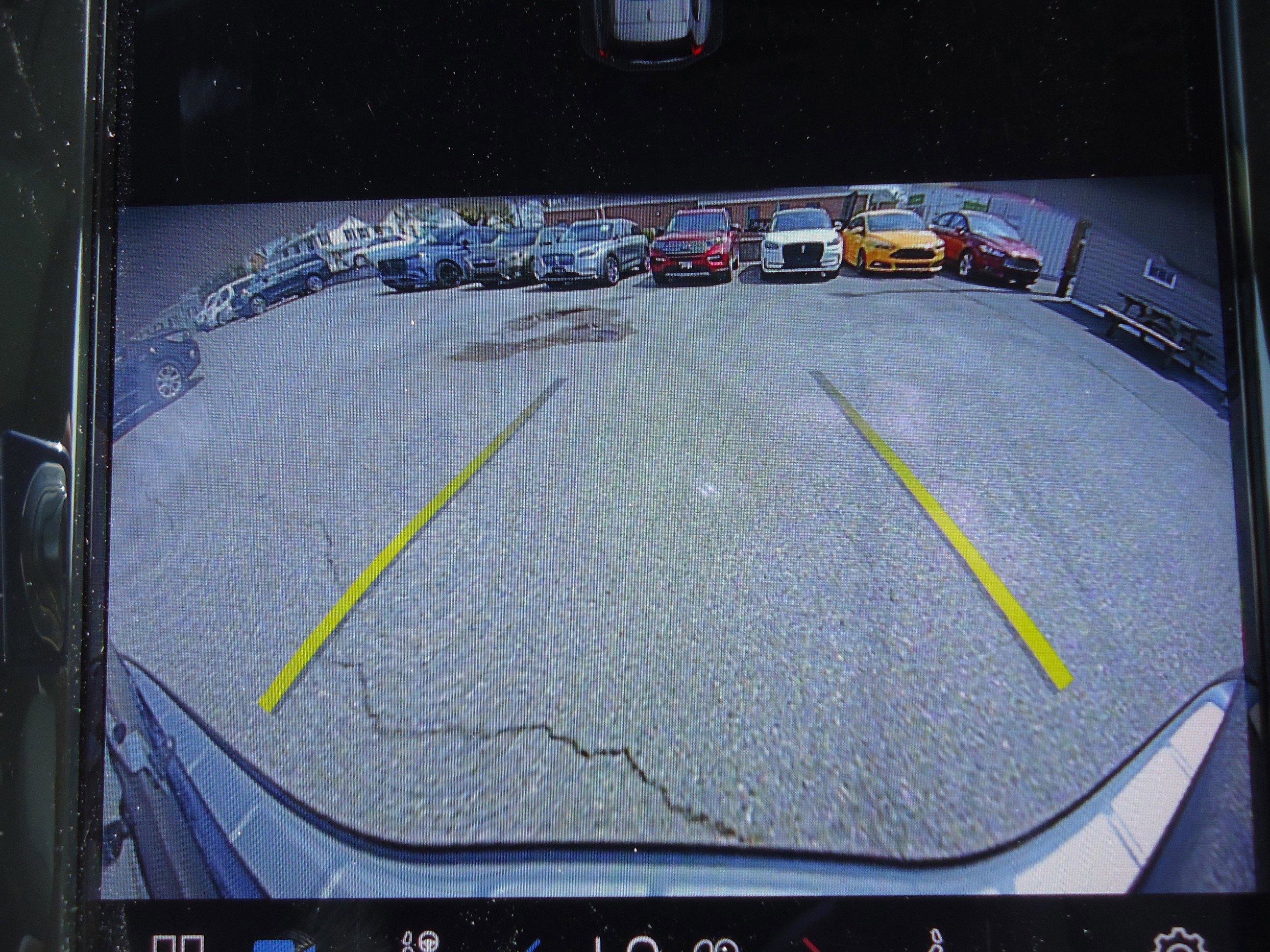 Used 2022 Volvo XC60 B5 Inscription w/ Advanced Package image 18