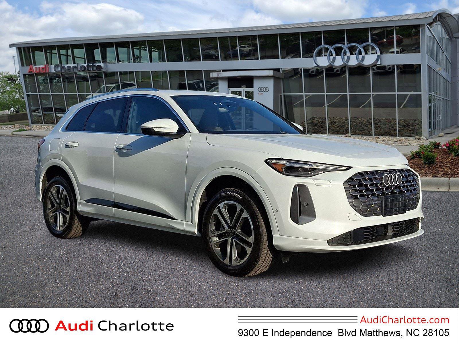 Certified 2025 Audi Q5 Premium Plus w/ Premium Plus image 1