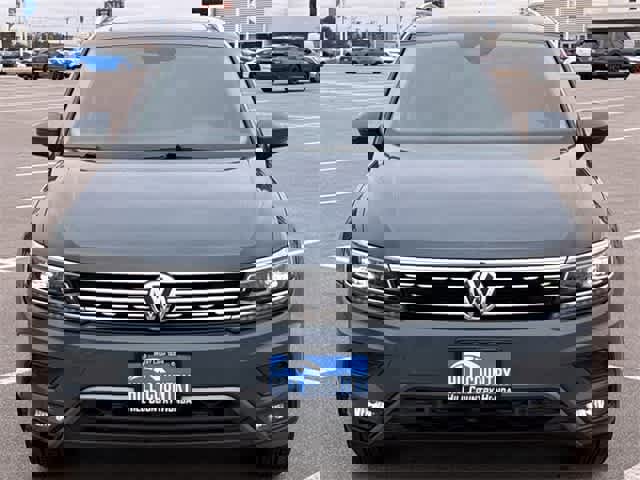 Used 2019 Volkswagen Tiguan SEL Premium image 9