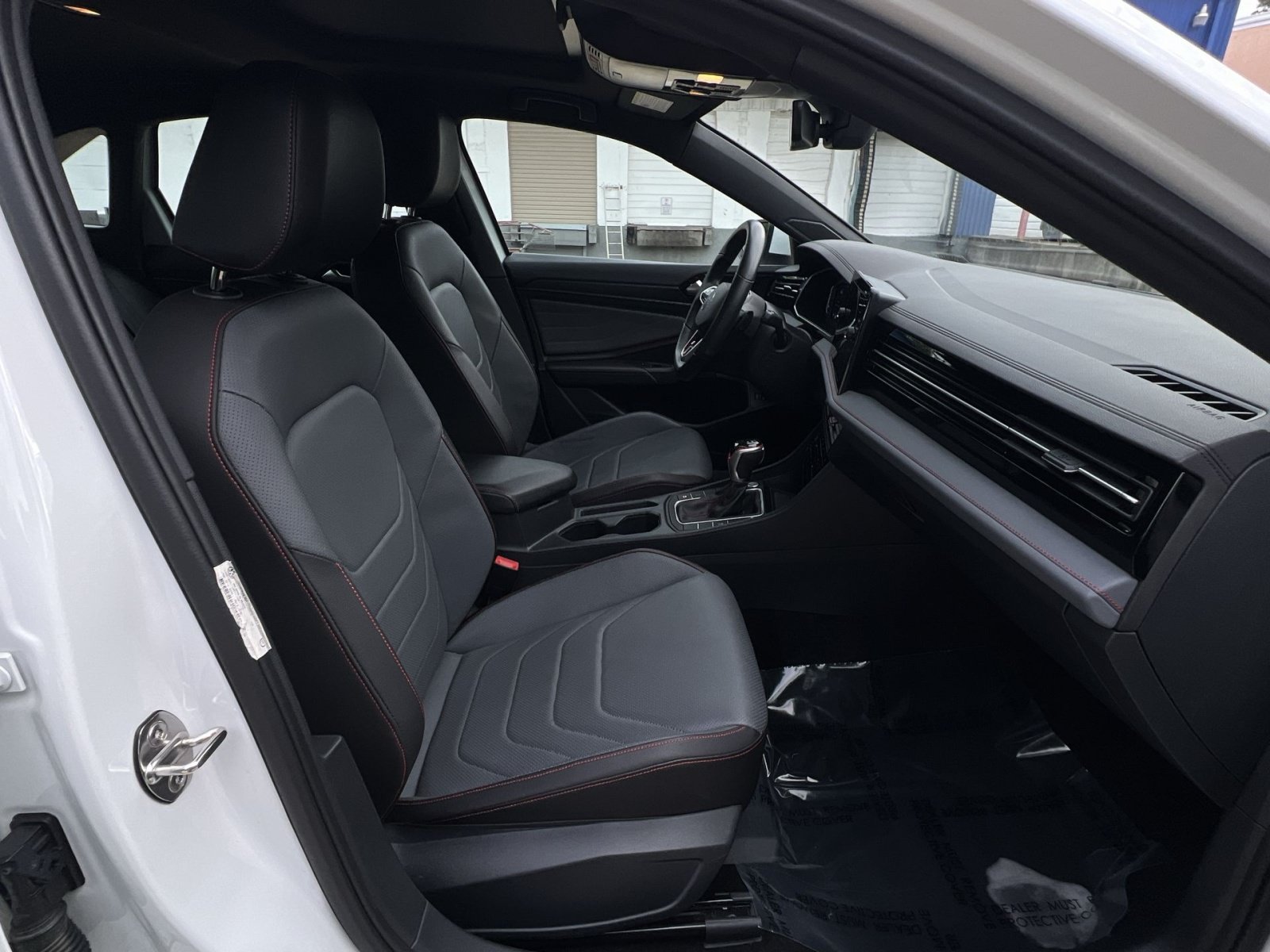 Used 2025 Volkswagen Jetta GLI Autobahn FWD image 30