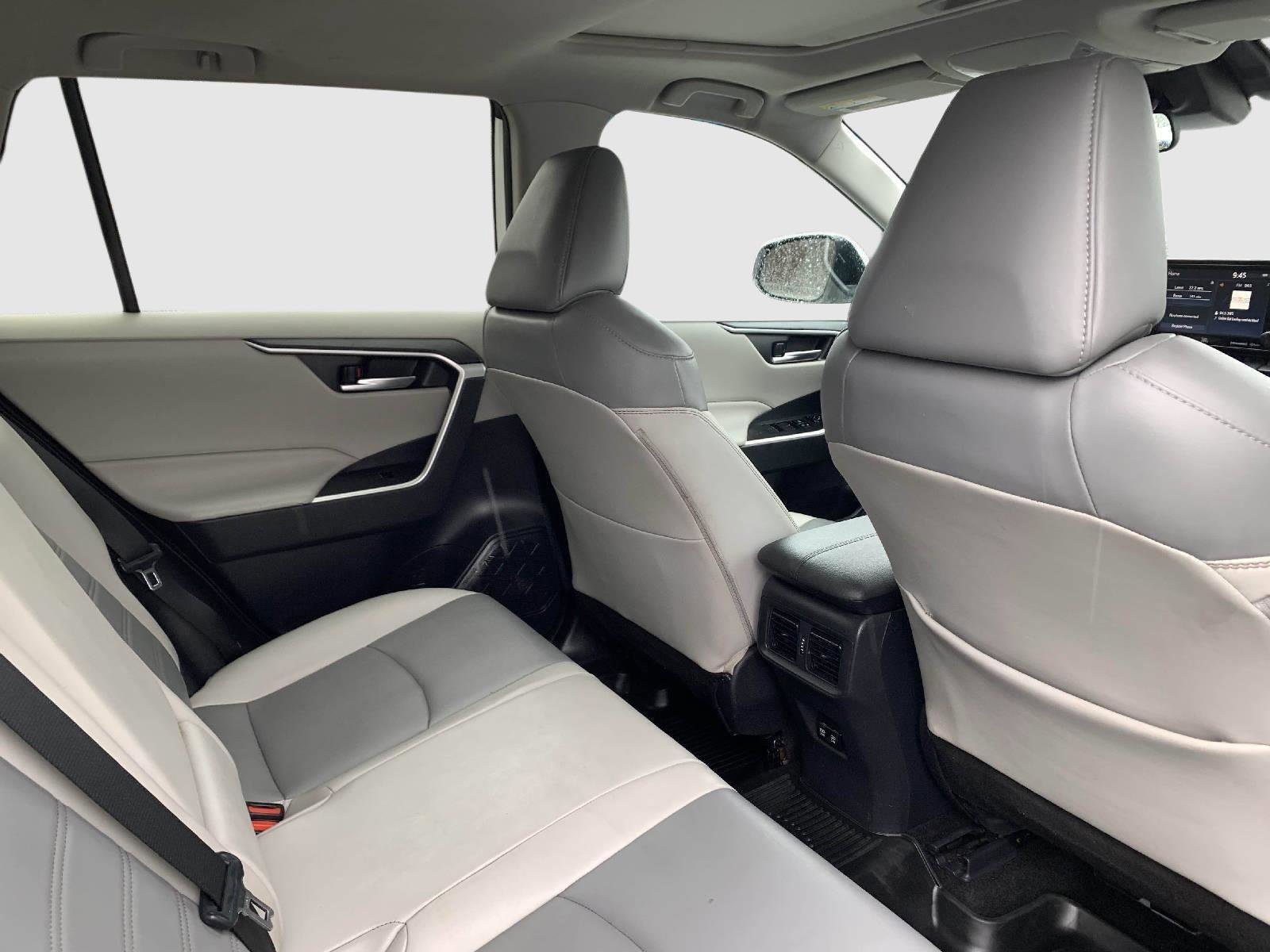 Used 2019 Toyota RAV4 XLE Premium w/ Cold Weather Package image 40