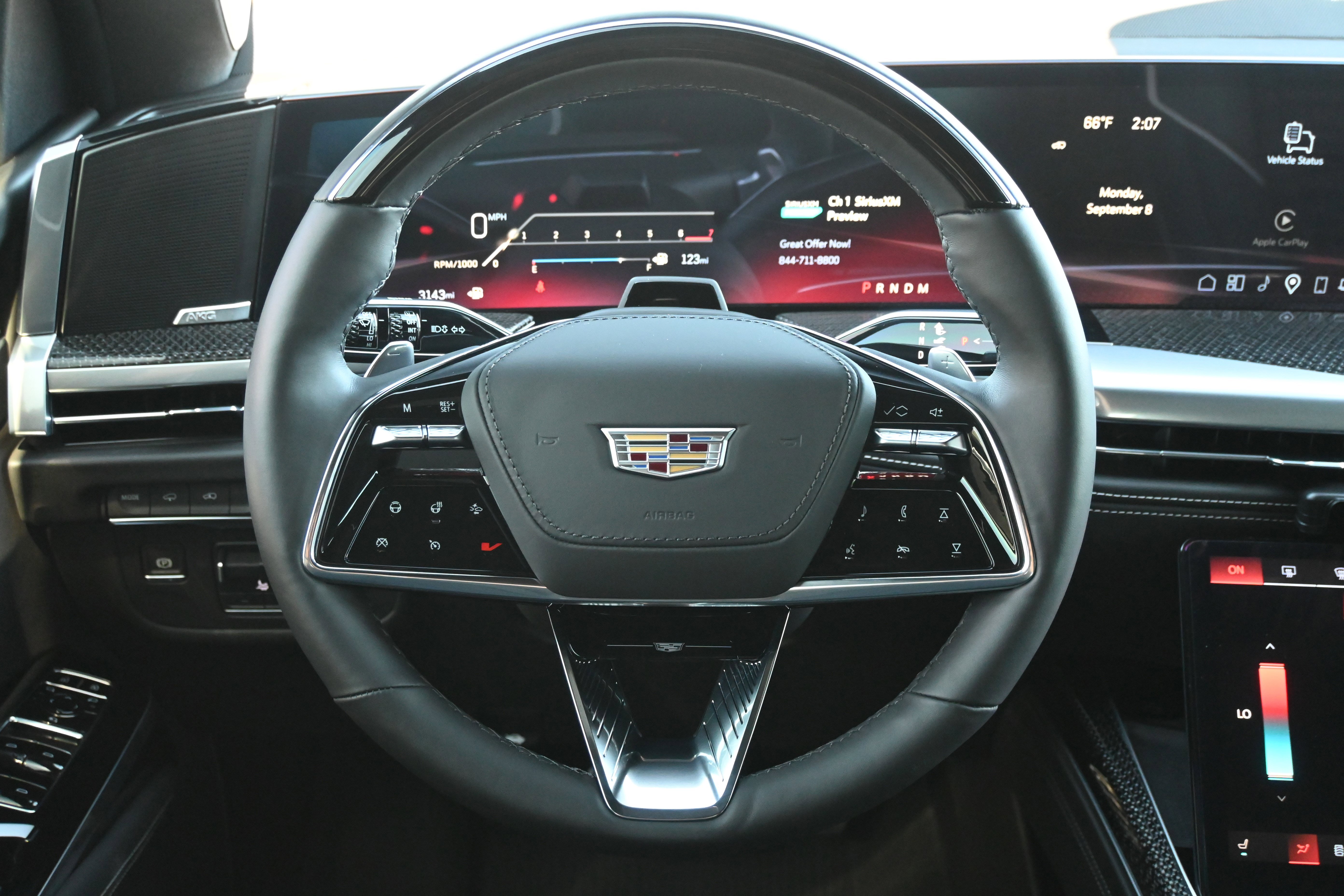 Used 2025 Cadillac Escalade V image 23