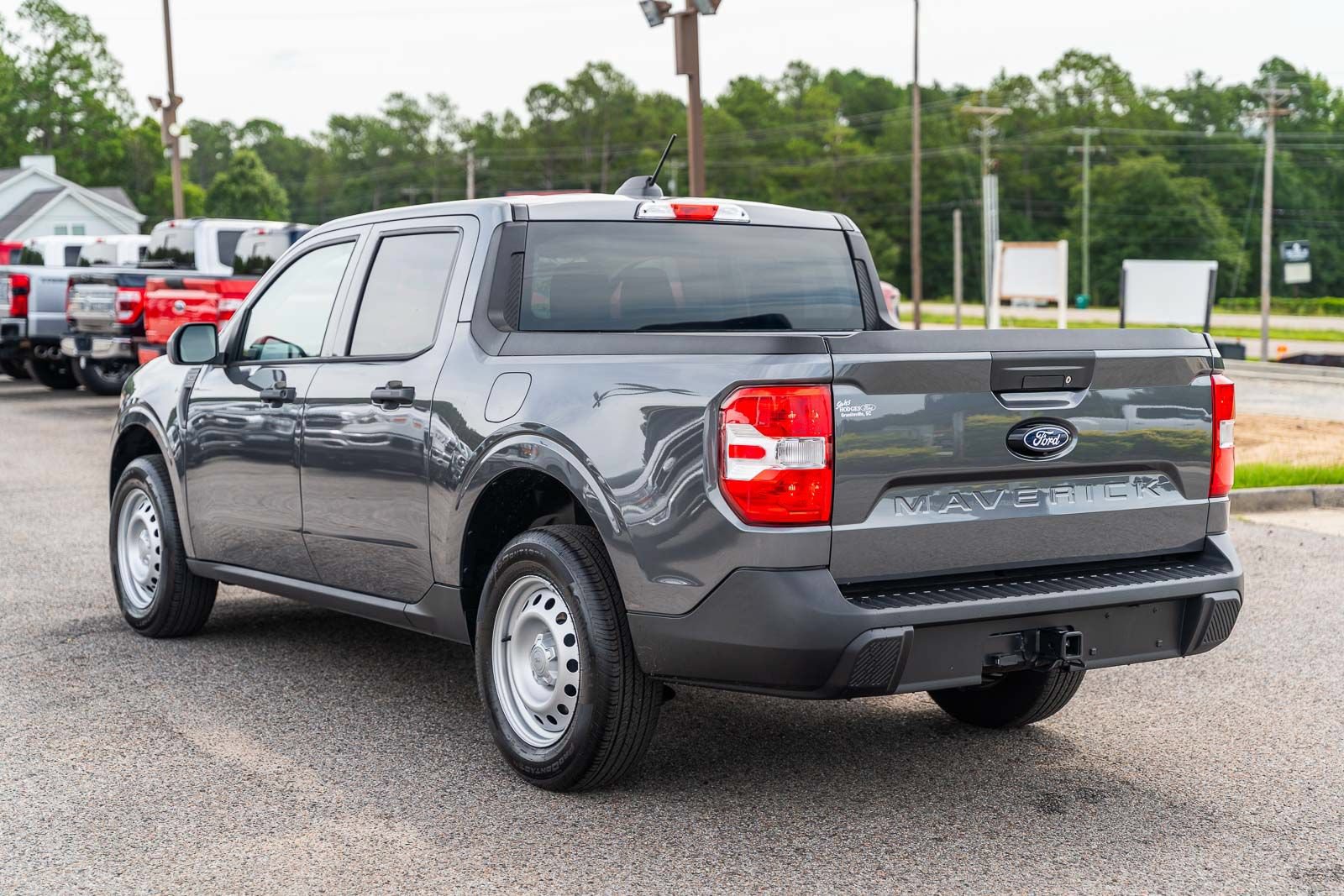 Used 2026 Ford Maverick XL FWD image 5