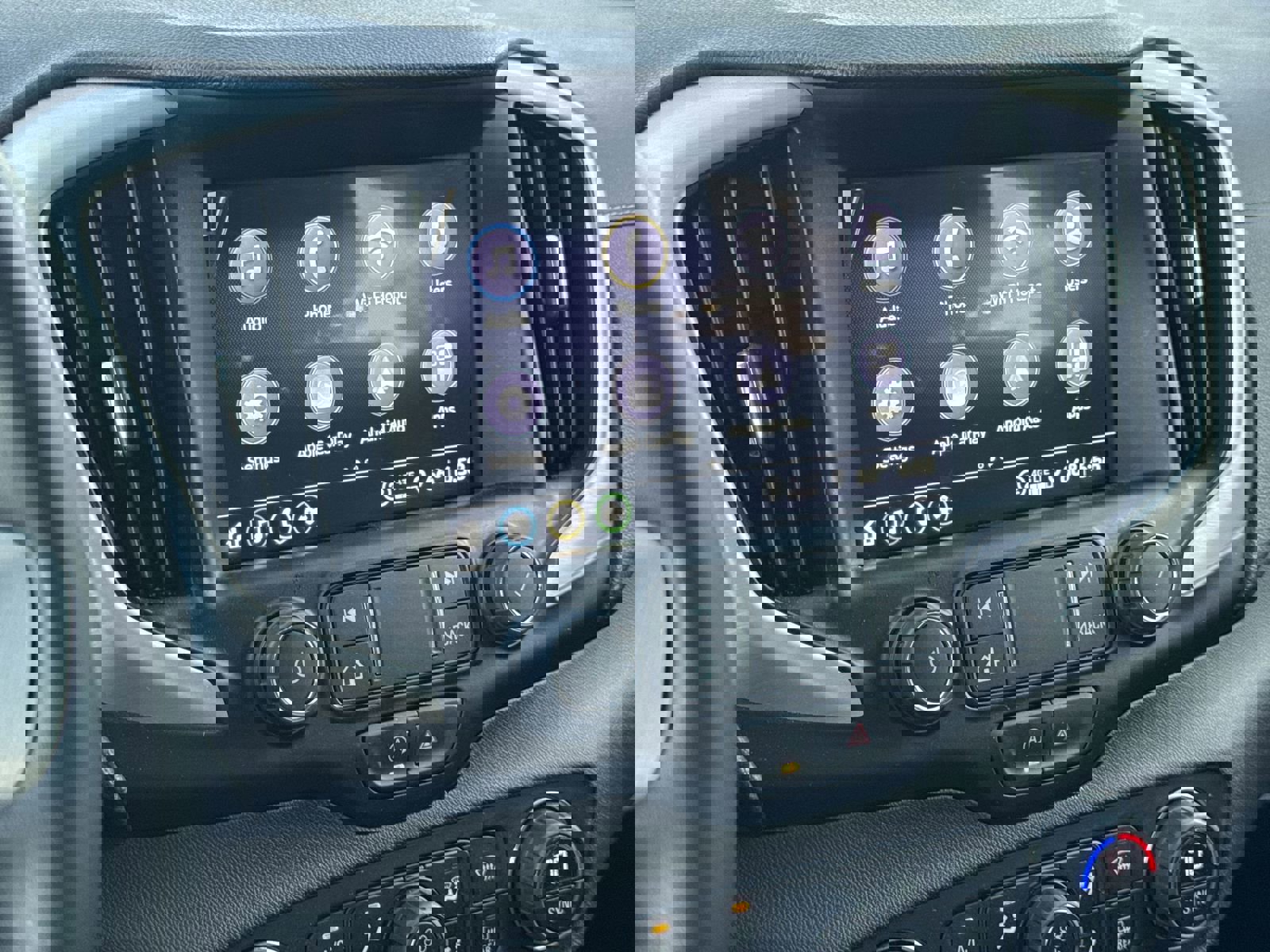 Used 2024 GMC Terrain SLT w/ Tech Package image 24