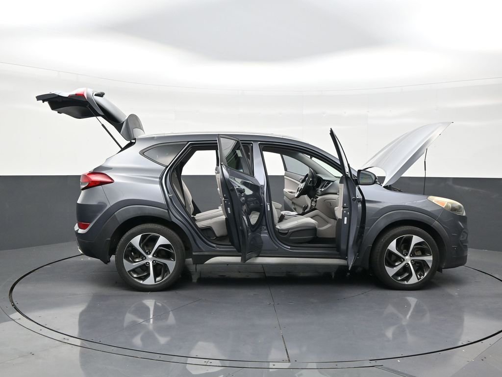 Used 2018 Hyundai Tucson Sport FWD image 28