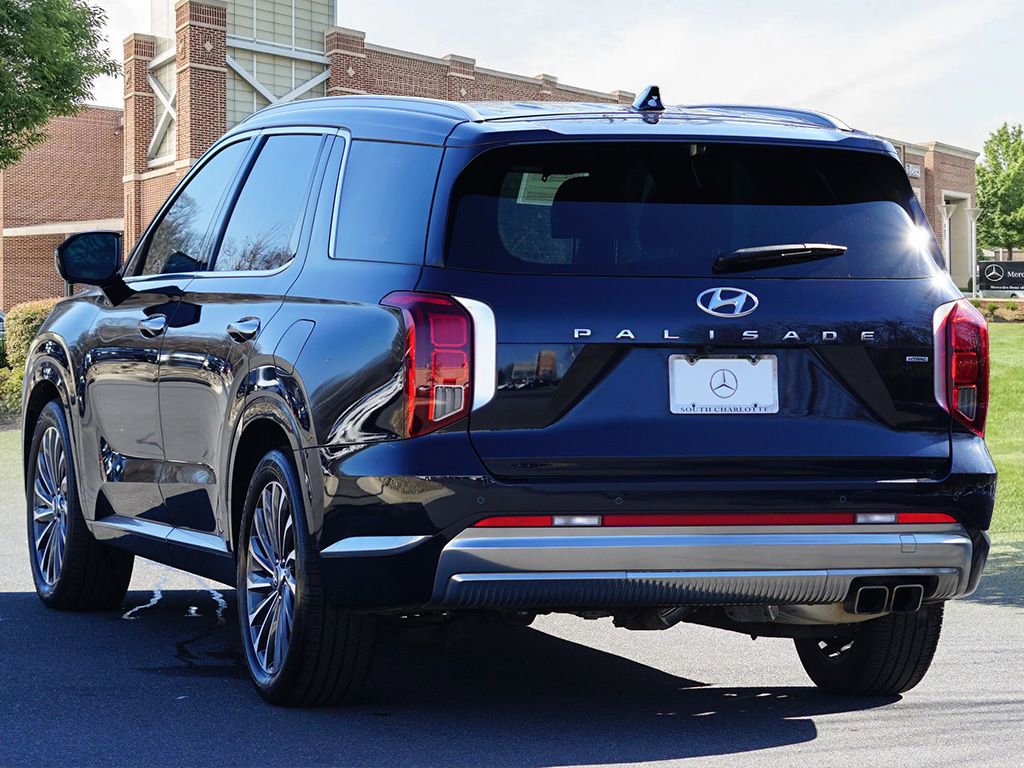 Used 2024 Hyundai Palisade Calligraphy image 7