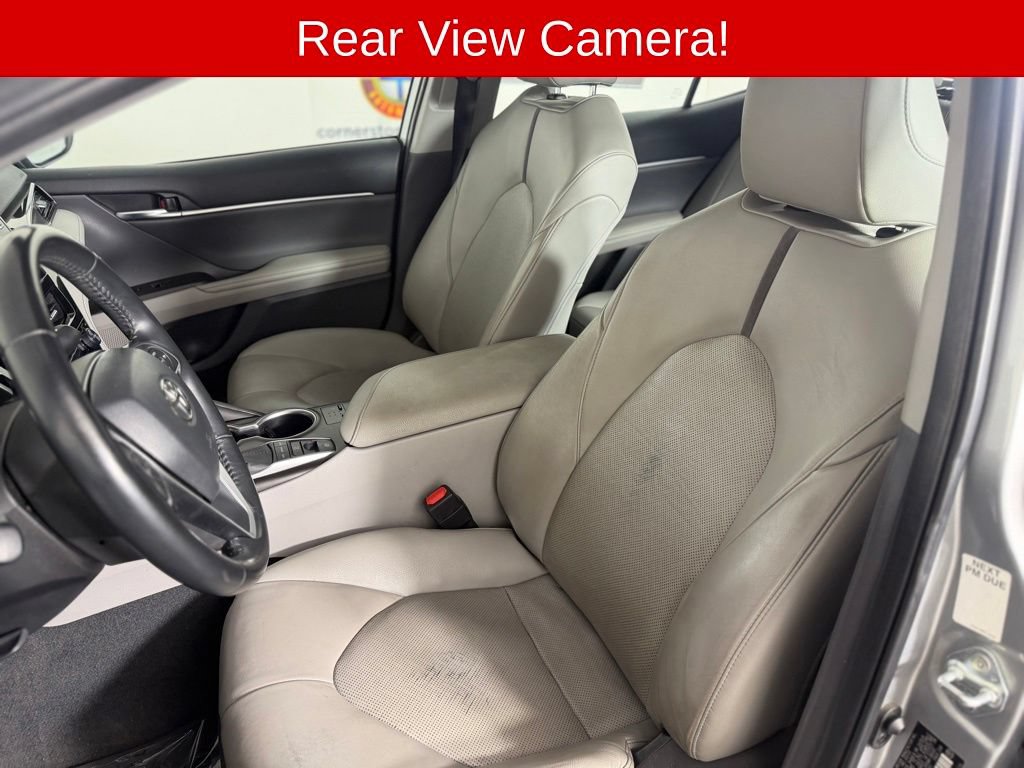 Used 2022 Toyota Camry XLE FWD image 11