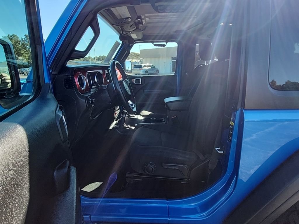 Certified 2021 Jeep Wrangler Rubicon w/ Cold Weather Group image 19