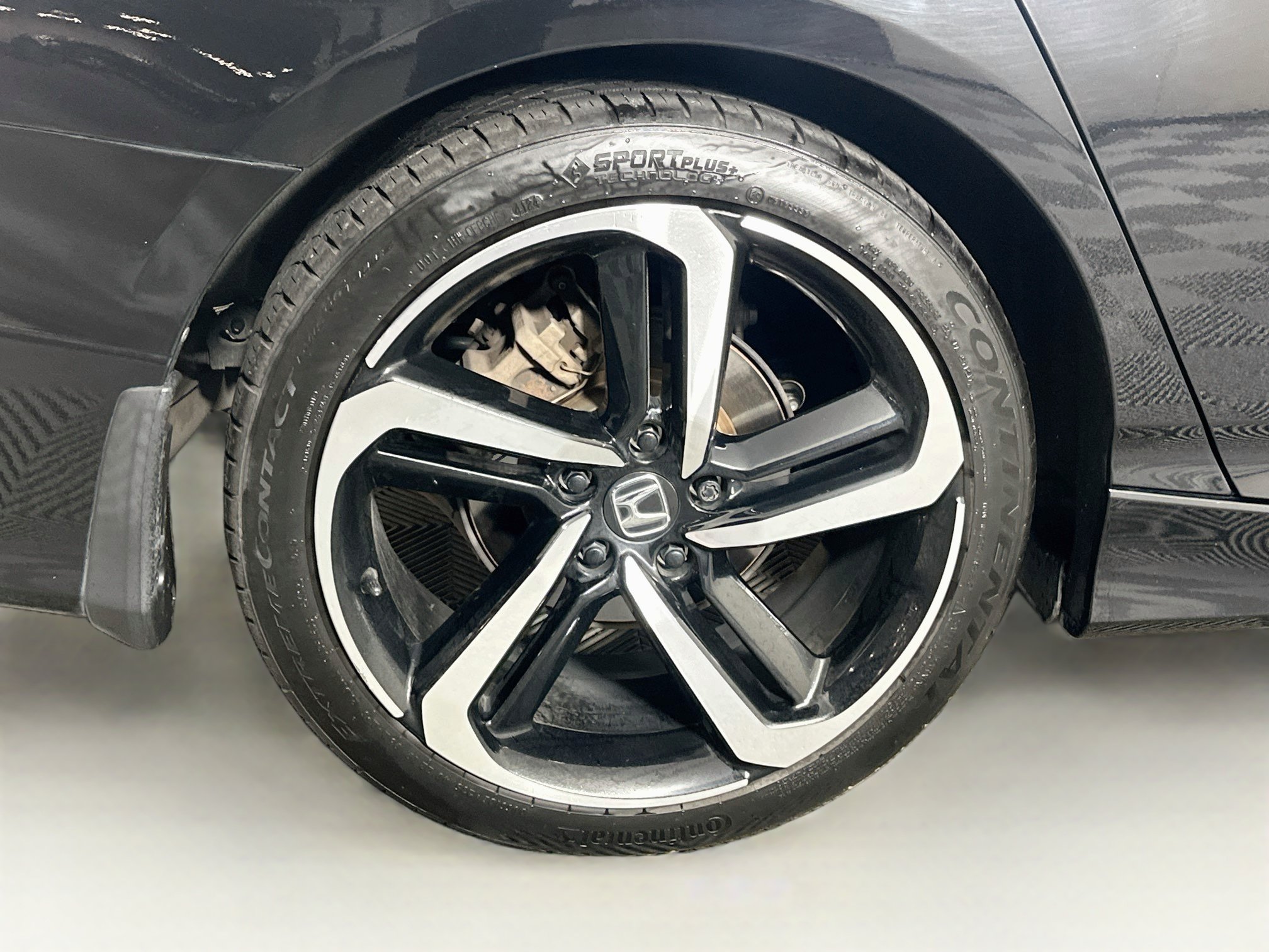 Used 2021 Honda Accord Sport image 11