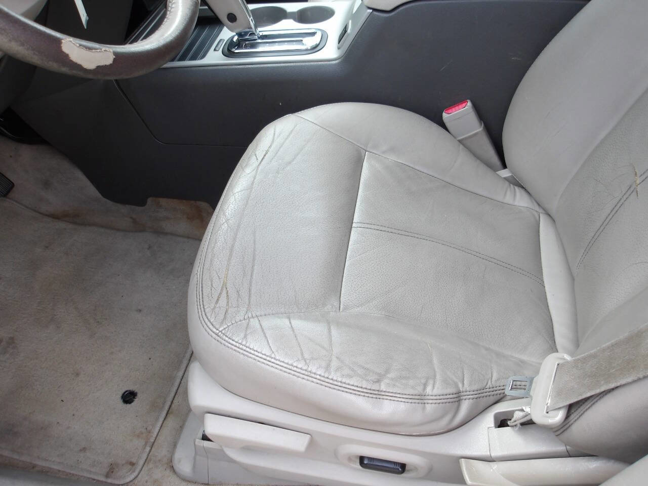 Used 2009 Ford Edge SEL image 22