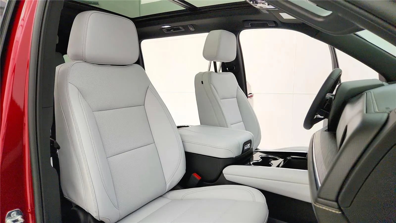 New 2026 Chevrolet Suburban Premier image 40