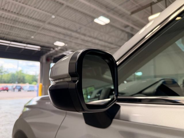 Used 2024 Honda CR-V LX image 11
