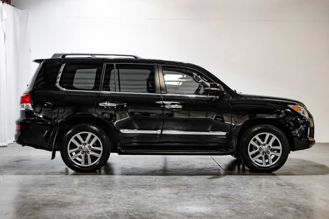 Used 2014 Lexus LX 570 4WD image 10
