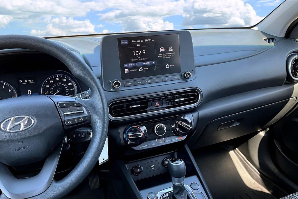 Used 2023 Hyundai Kona SE AWD/4WD image 11