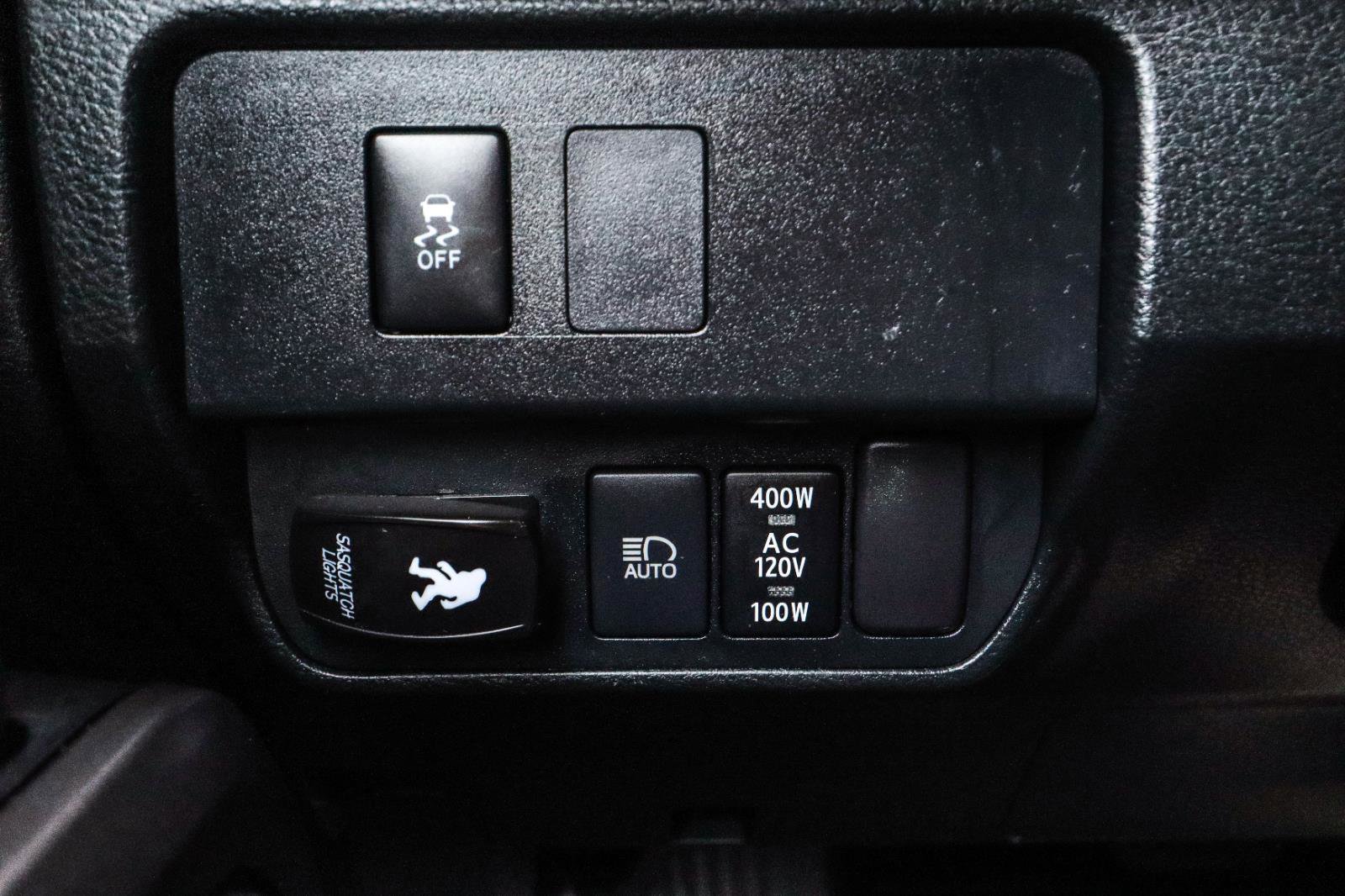 Used 2021 Toyota Tacoma TRD Sport w/ TRD Premium Sport Package AWD/4WD image 43