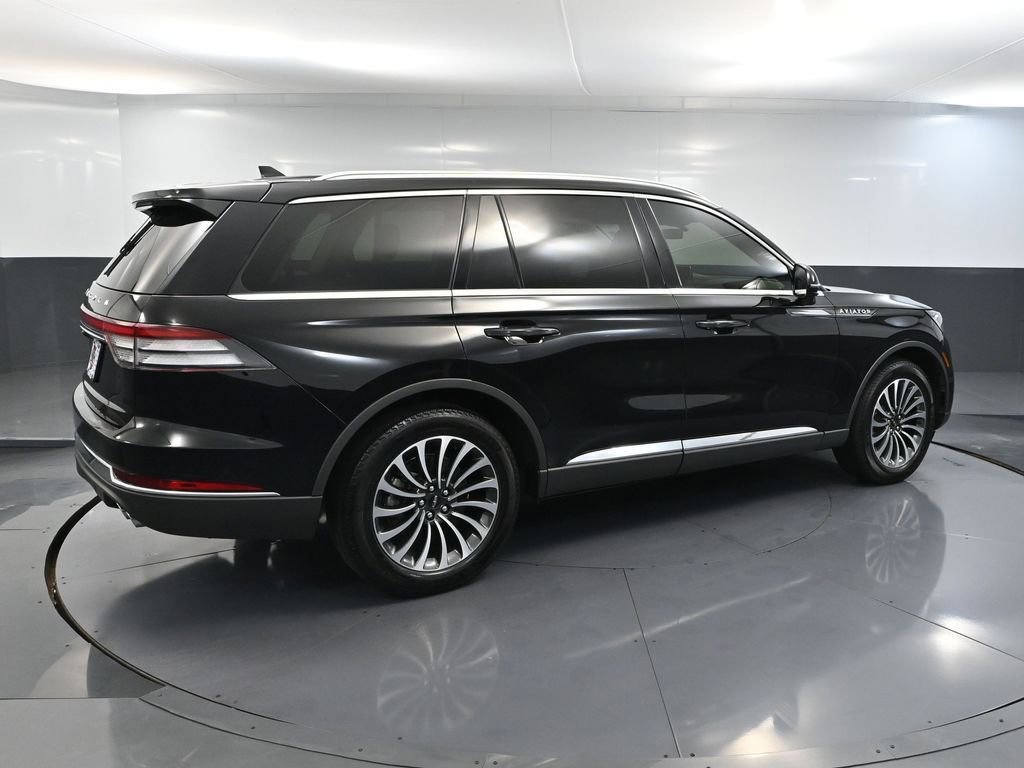 Used 2023 Lincoln Aviator Reserve w/ Class IV Trailer Tow Package image 6