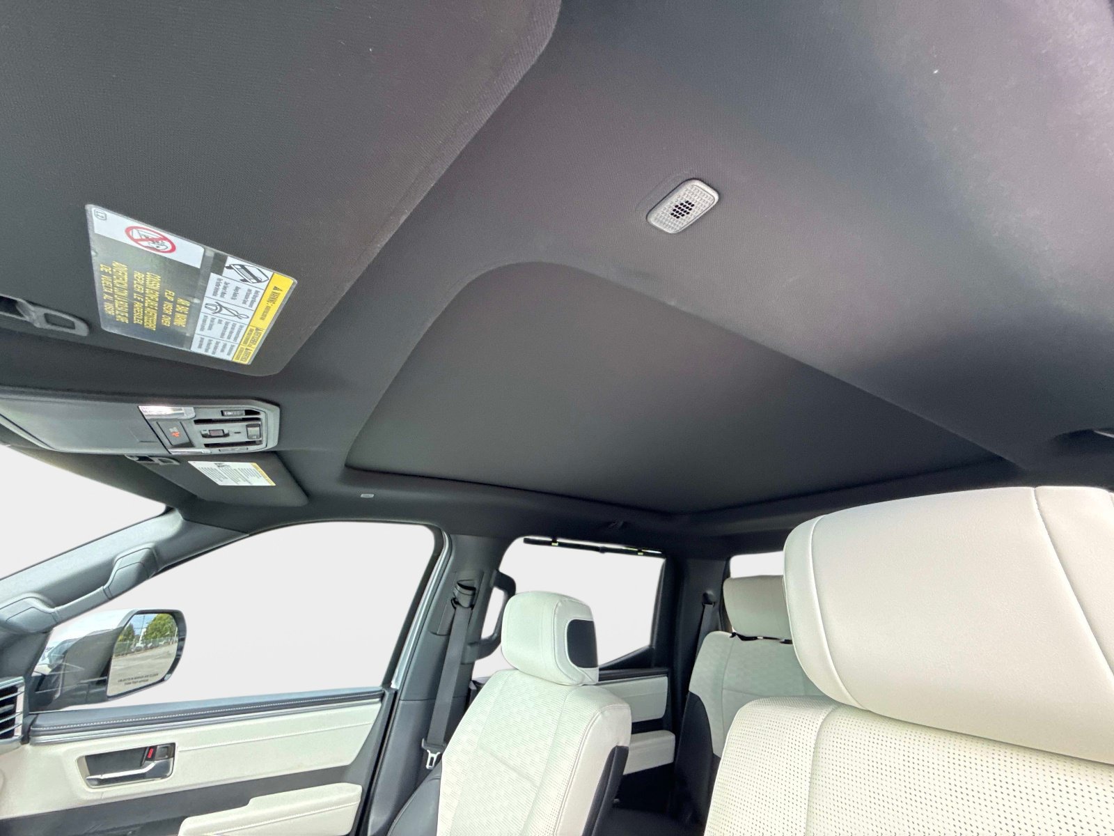 Used 2024 Toyota Tundra Capstone AWD/4WD image 34