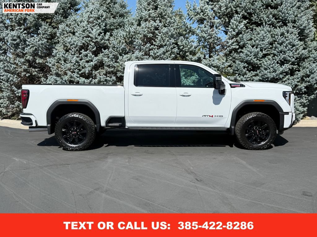 Used 2025 GMC Sierra 2500 AT4 image 11