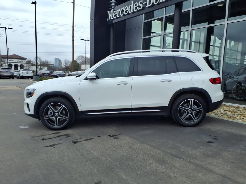 New 2026 Mercedes-Benz GLB 250 4MATIC image 3