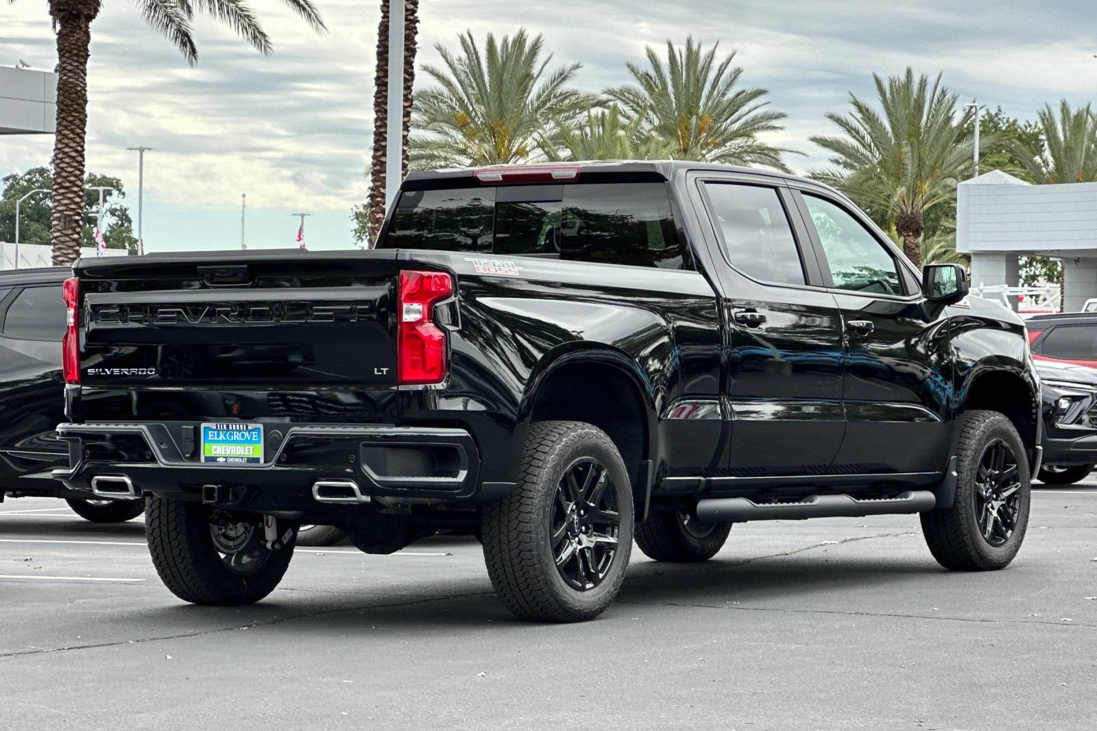 New 2026 Chevrolet Silverado 1500 LT Trail Boss w/ Safety Package AWD/4WD image 3