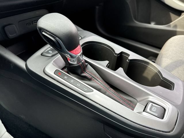 Used 2025 Chevrolet Trax RS FWD image 20
