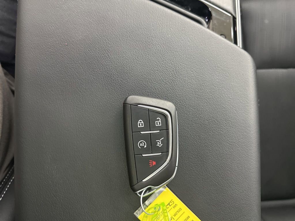 Certified 2025 Cadillac Lyriq Luxury w/ LPO, Floor Liner Package AWD/4WD image 37