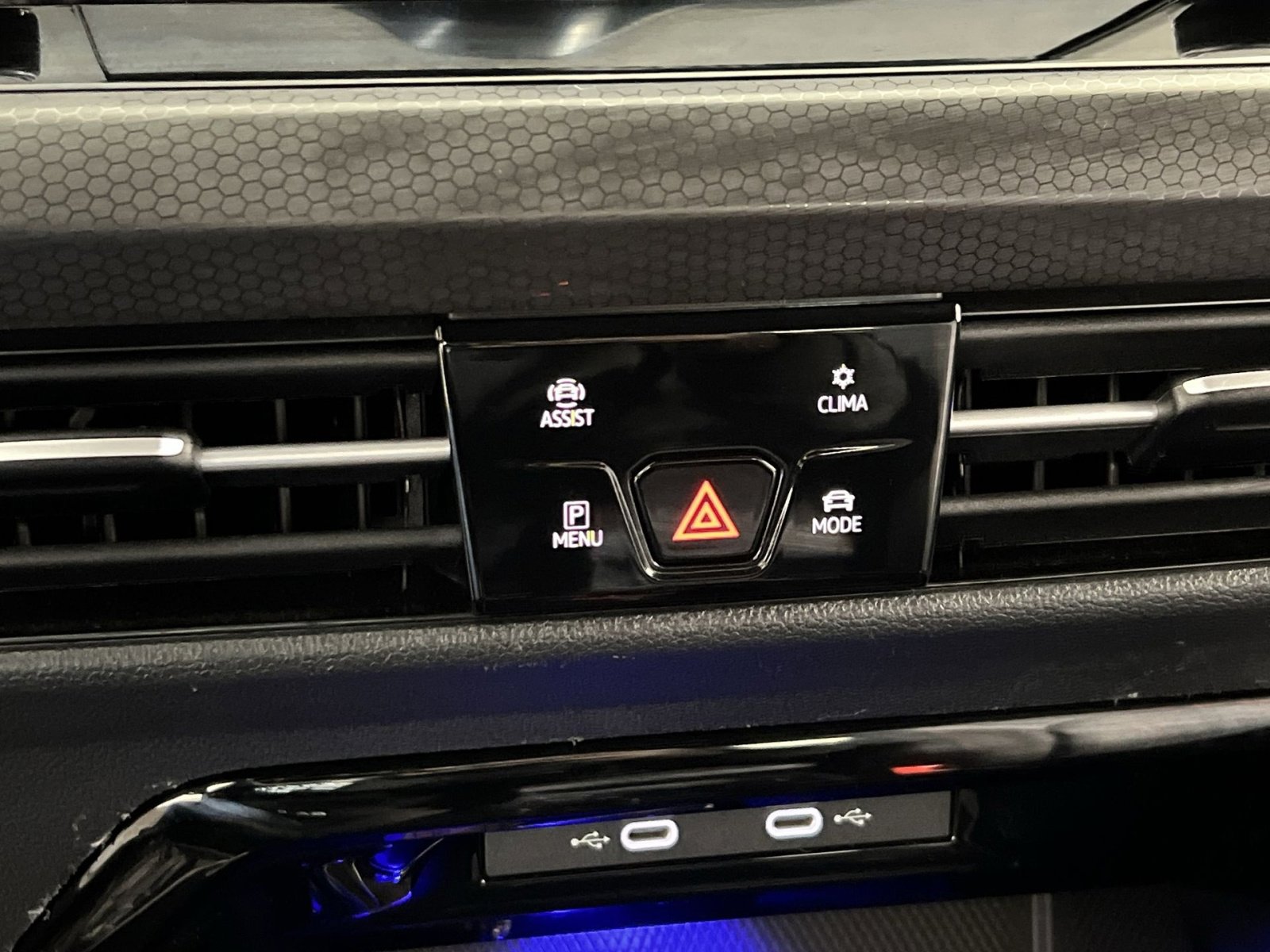 Used 2024 Volkswagen GTI S image 31