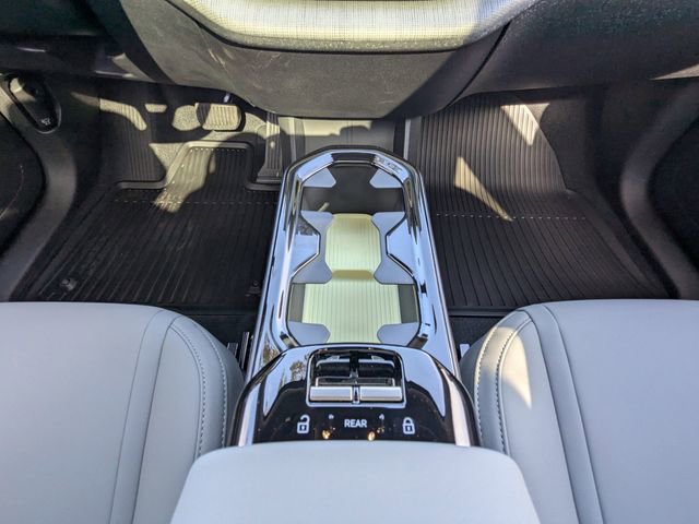 New 2026 Volvo EX30 Cross Country Ultra w/ Protection Package Premier image 23